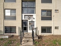 Building Photo - FOR RENT 3111 NYLOR RD SE APT 104