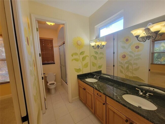 Building Photo - 10209 Thurston Groves Blvd