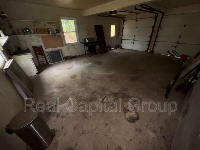 Building Photo - 38 Glenwood St