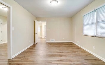 Building Photo - 2930 Arrowood Dr
