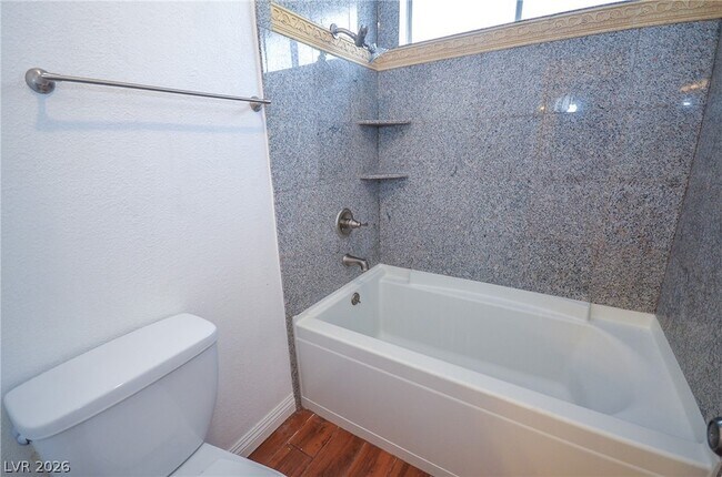 Building Photo - 6762 Shelter Ln