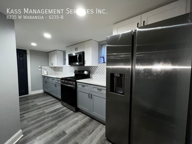 Building Photo - 6235 W Wabansia-6235-B