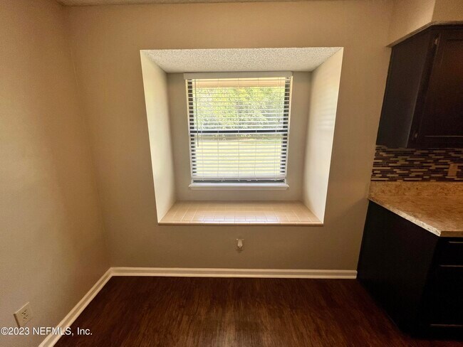 Building Photo - 4652 Antelope St