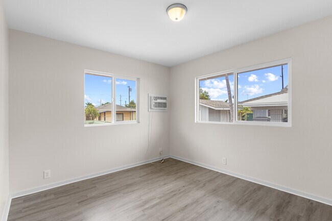 Building Photo - 117-117 Pelanaki St