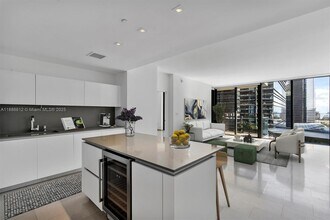 Building Photo - 88 SW 7th St