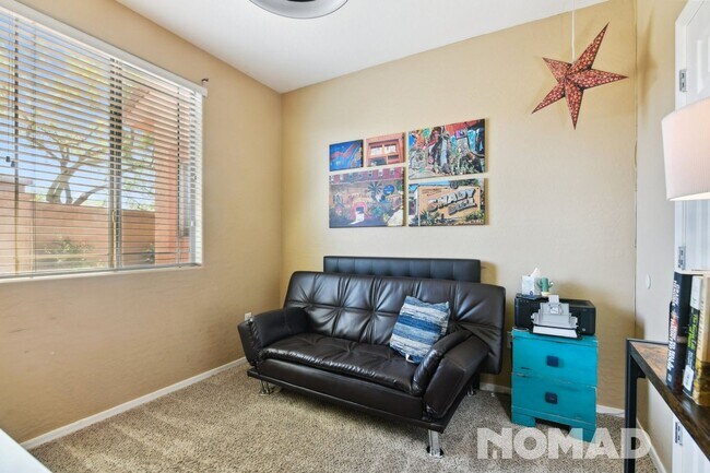 Building Photo - Luxurious 3BR Condo in Anthem