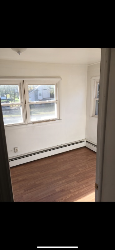 Building Photo - 212 Schoolhouse Rd