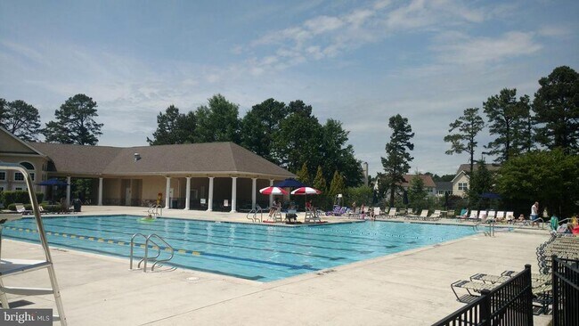 Building Photo - 159 Sandy Rdg Rd