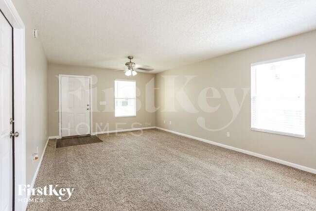 Building Photo - 7927 Jasper Ave