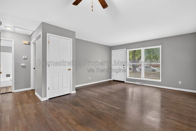 Building Photo - 9993 Fox Hall Ct