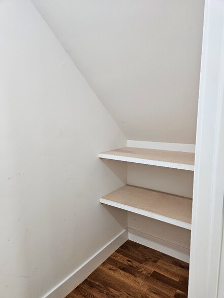 Building Photo - 90 Shrewsbury Ave