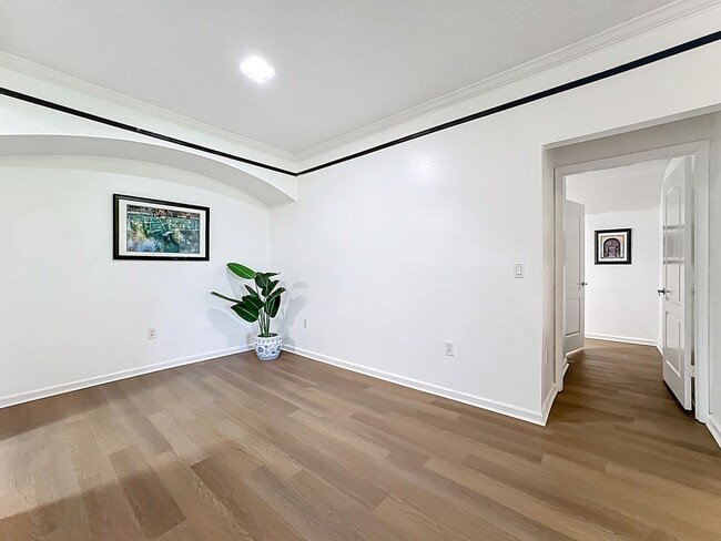 Building Photo - 3 Bedroom with Water View - Villanova at Hunters Creek