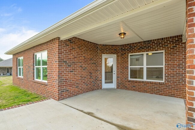 Building Photo - 6073 Thorntons Way Cir NW