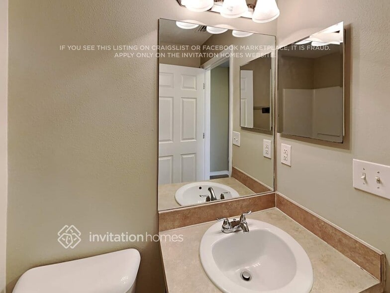 Building Photo - 30914 Temple Stand Ave