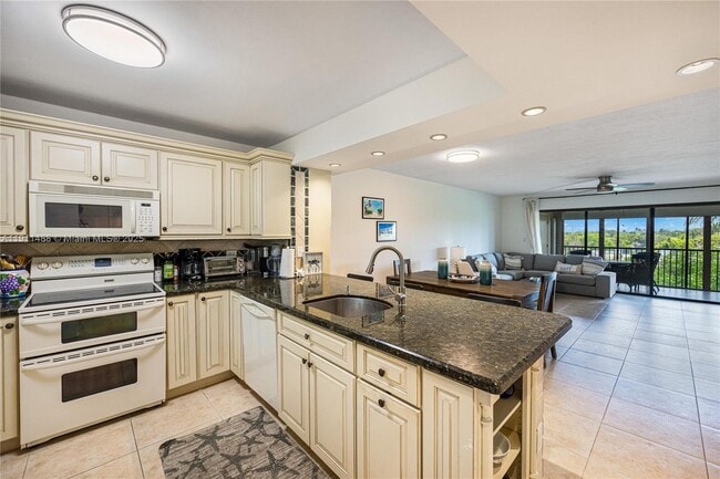 Building Photo - 96000 Overseas Hwy