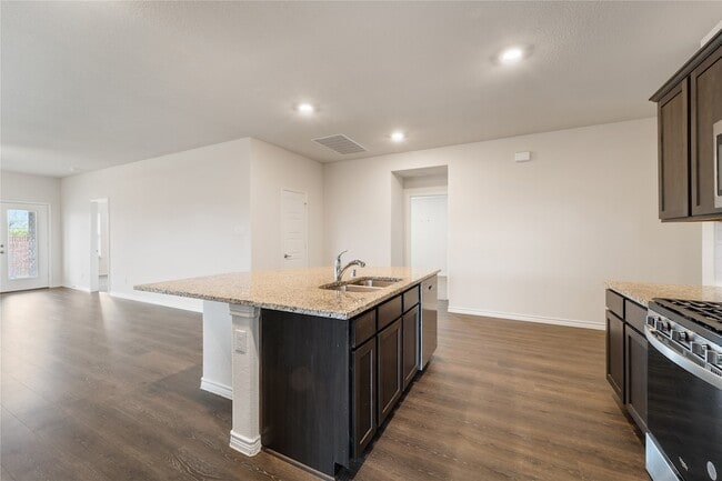 Building Photo - 745 John Adams Ct