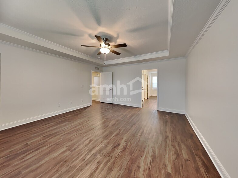 Building Photo - 8100 Rapala Ln