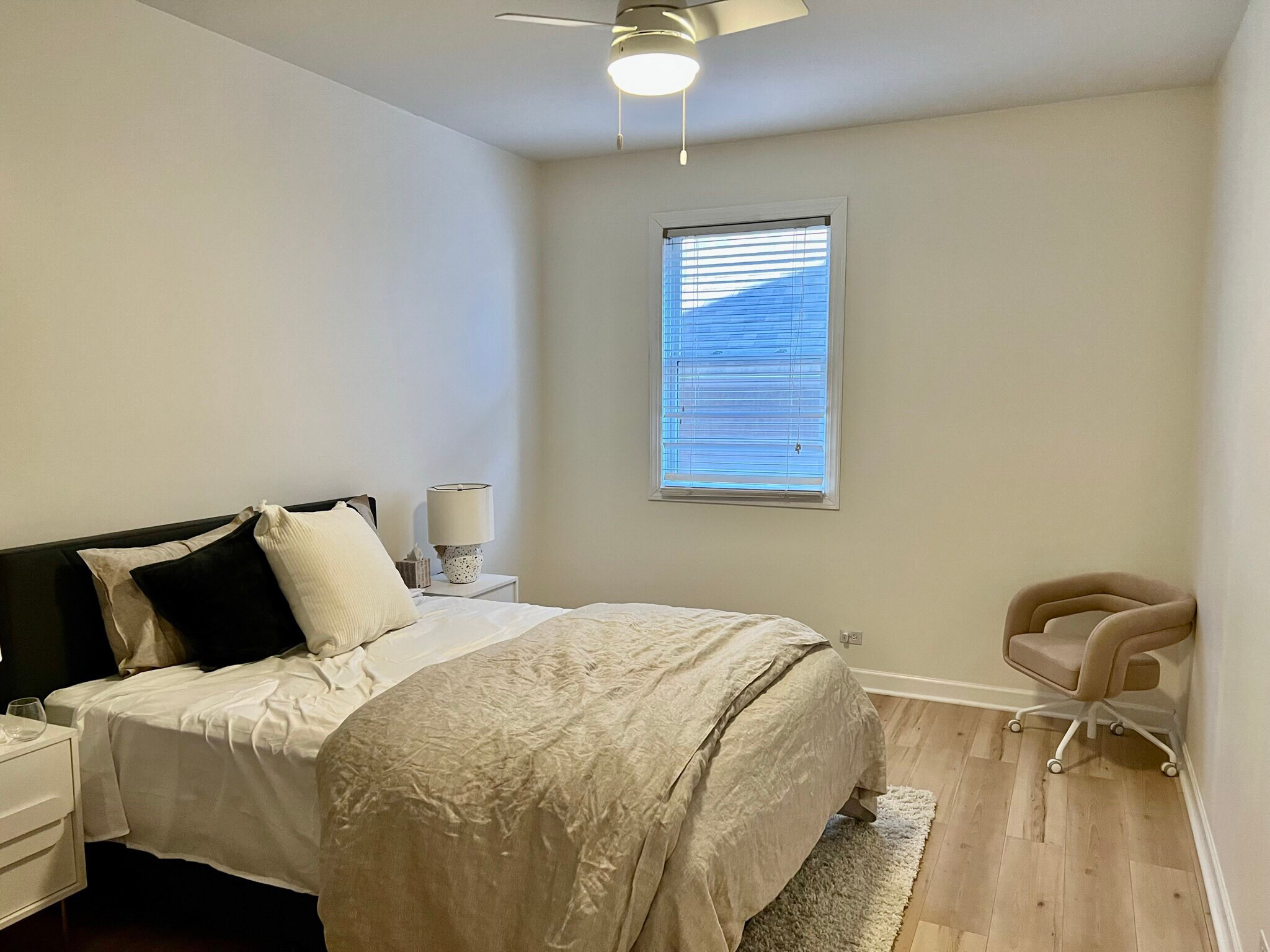 Building Photo - 2212 W Huron St