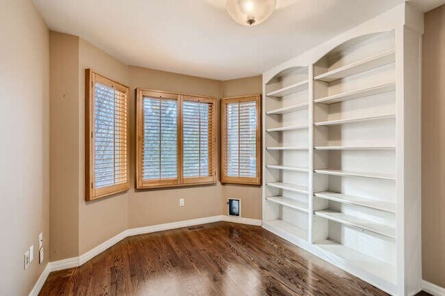 Building Photo - Beautiful Cherry Creek Home- Great Location! Low maintenance yard! Flexible Move In Date