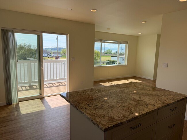 Building Photo - New Construction Two Bedroom Apartments in Coupeville!