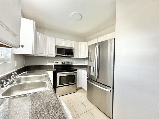 Building Photo - 1026 Wheel House Ln