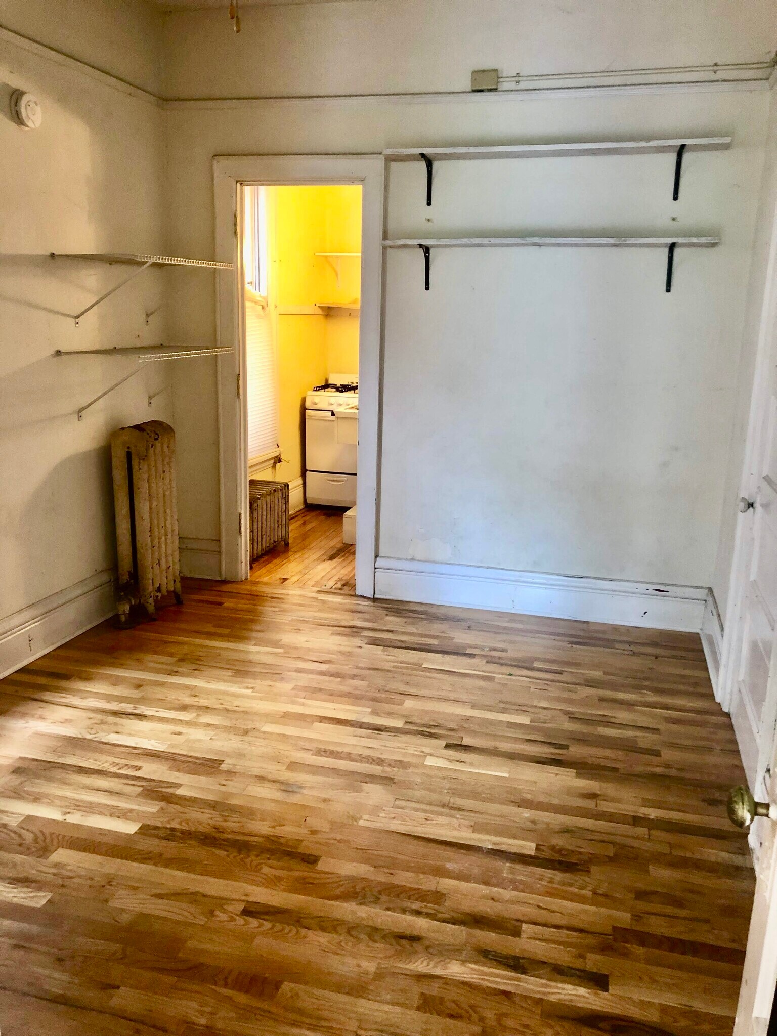 Building Photo - 419 State St