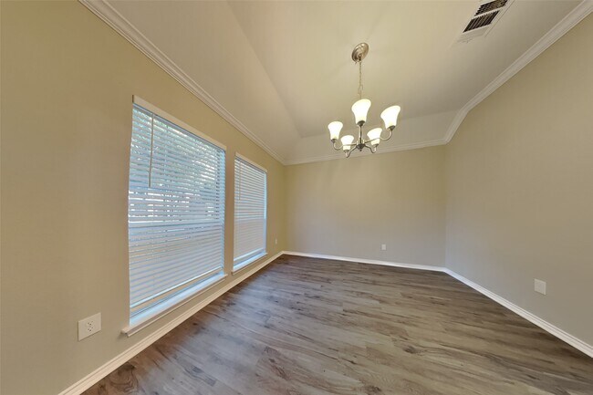 Building Photo - 26849 Armor Oaks Dr