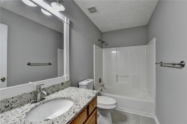 Building Photo - 5229 Pine Branch Ct