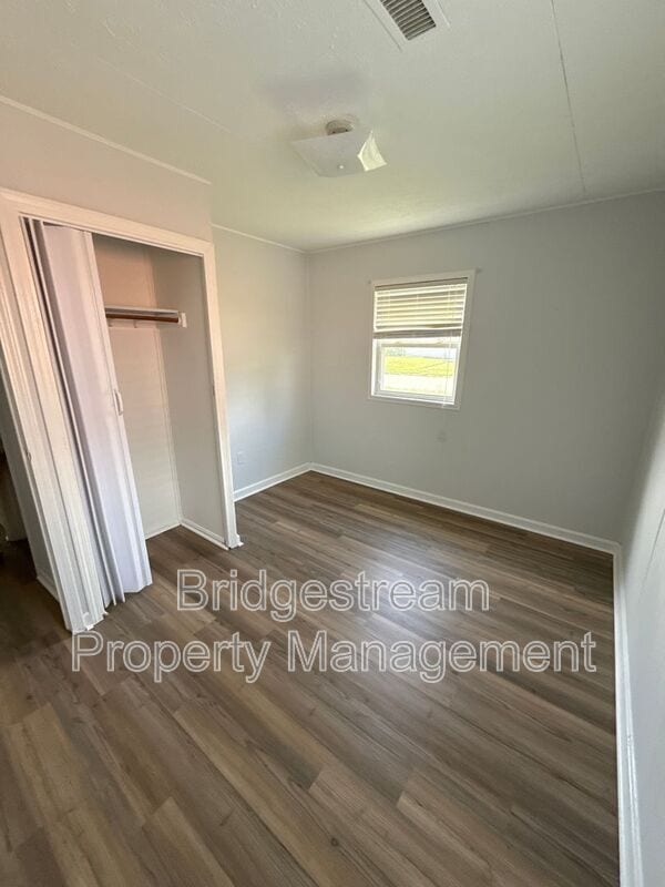 Building Photo - 59 N Haven Dr