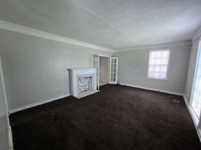 Building Photo - 139 Mt Vernon Dr