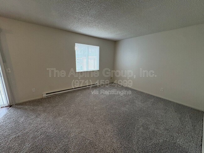 Building Photo - 17890 SW Alexander St