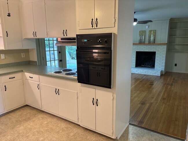 Building Photo - Seeing is believing!