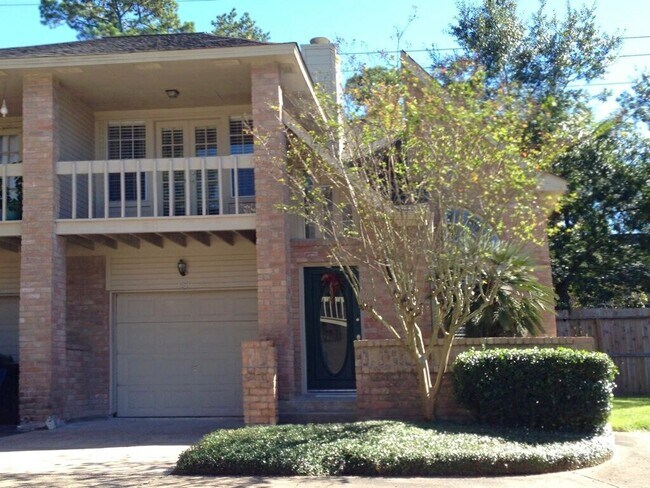 Primary Photo - 5515 Strack Rd