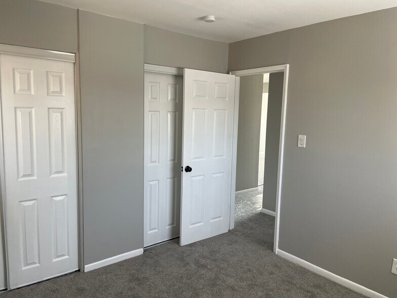 BEDROOM - 15226 W 9 Mile Rd
