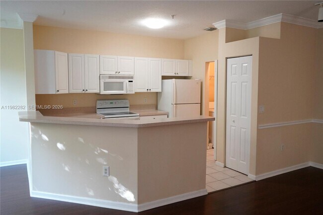 Building Photo - 4404 SW 160th Ave