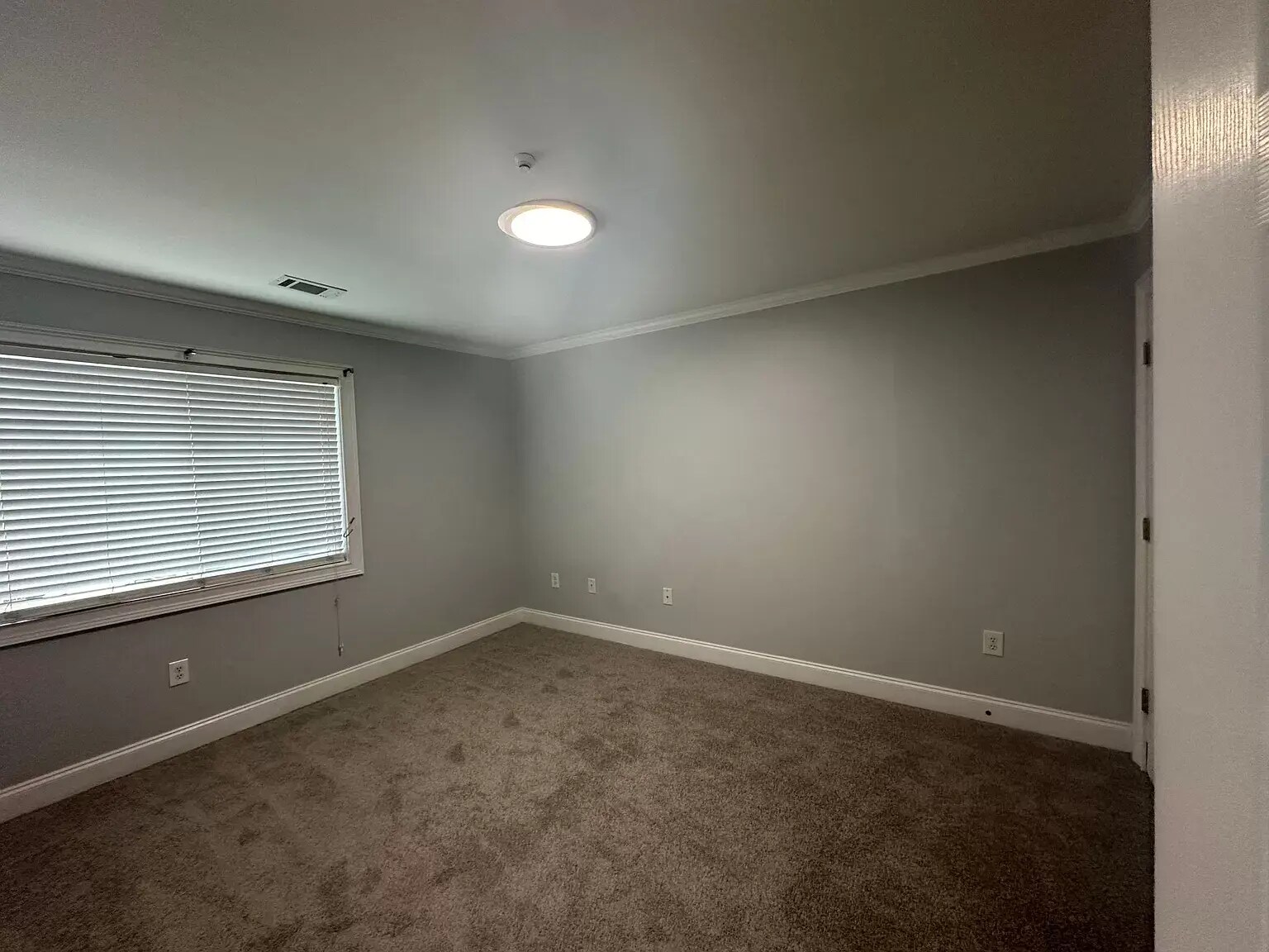 Building Photo - 114 Rondak Cir SE