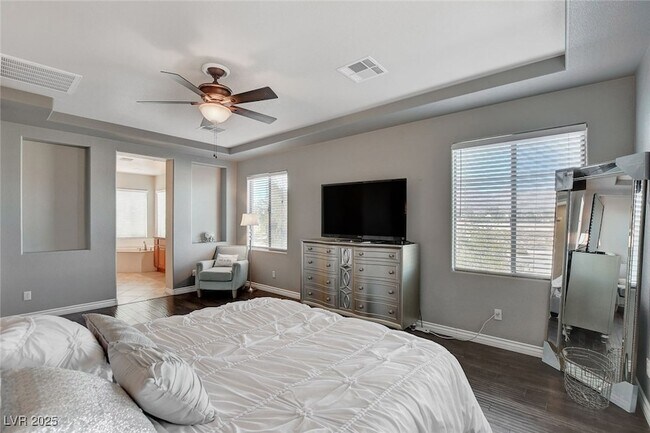 Building Photo - 44 Delighted Ave