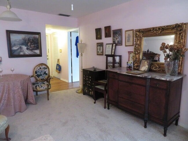 Building Photo - 5580 Tamberlane Cir