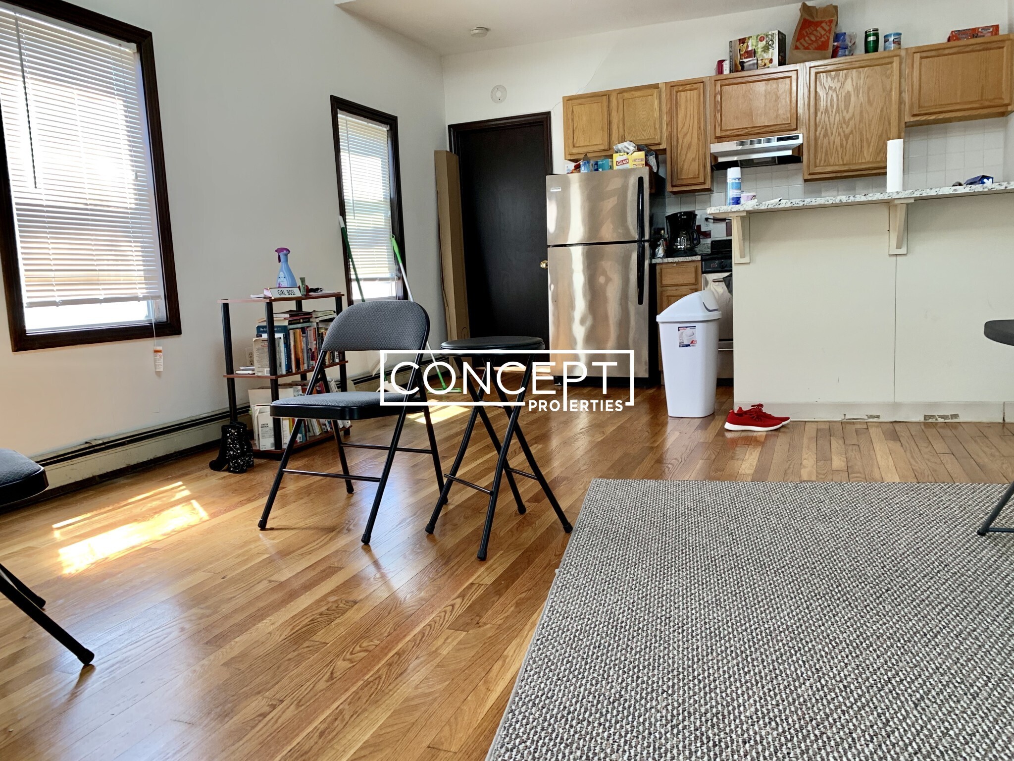 Building Photo - 8 Shepard St