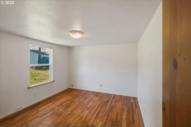 Building Photo - 1290 Riggs Hill Rd