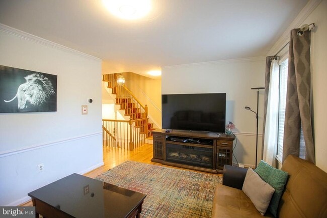 Building Photo - 746 S Granada St