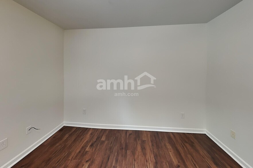 Building Photo - 2905 Meherrin Ct