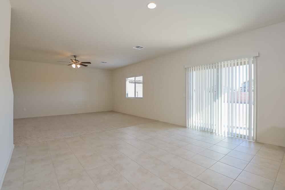 Building Photo - 10854 W Claxton Dr