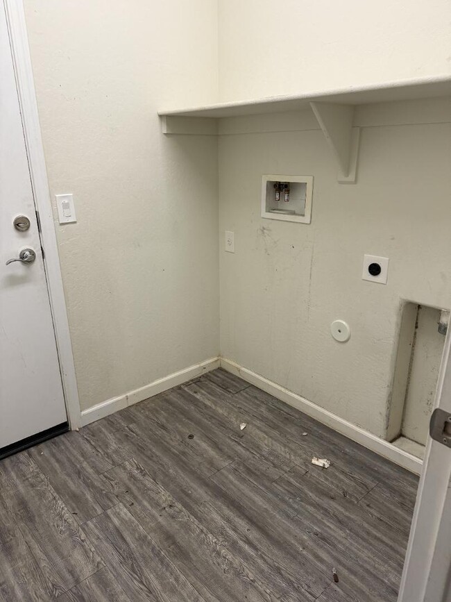 Building Photo - 3453 N San Marin Dr