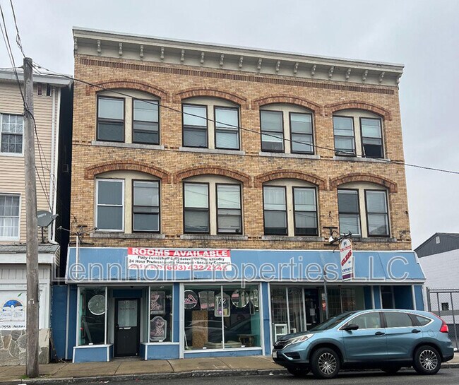 Building Photo - 82-86 South Broadway - 24