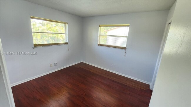 Building Photo - 3090 Coral Springs Dr