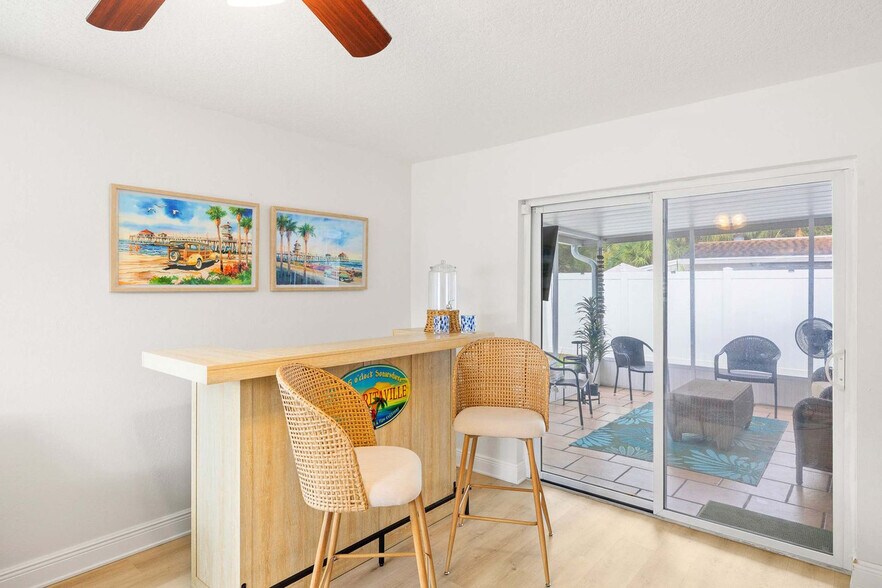 Building Photo - 6398 Woodland Blvd