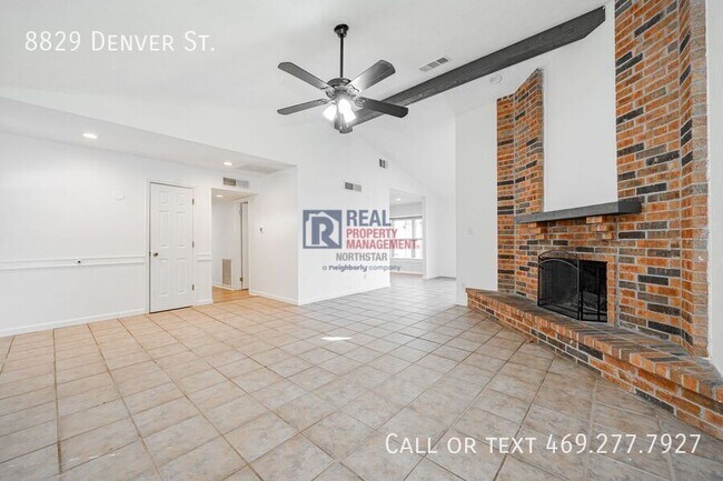 Building Photo - 8829 Denver St