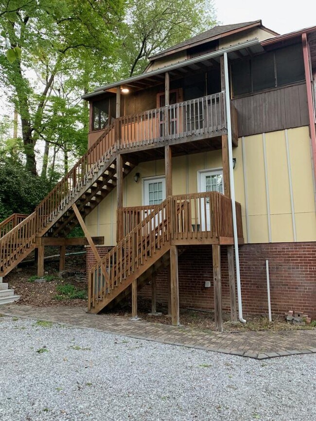 Building Photo - 1 bedroom in Chattanooga TN 37411