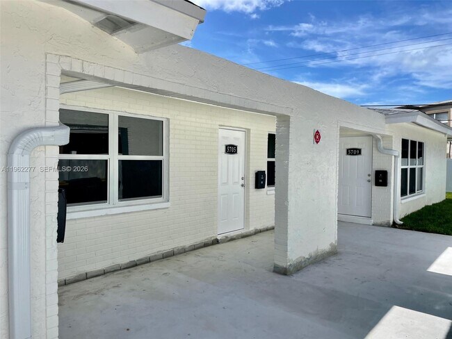 Building Photo - 5701 NW 28th St